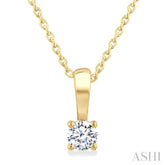 1/6 Ctw Prong Set Round Cut Diamond Solitaire Pendant With Chain in 14K Yellow Gold
