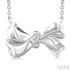 1/50 Ctw Round Cut Diamond Bow Fashion Pendant With Chain in Sterling Silver