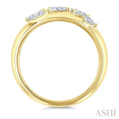 1/2 Ctw 5-Stone Pear and Marquise Cut Diamond Fashion Bold Band in 14K Yellow Gold