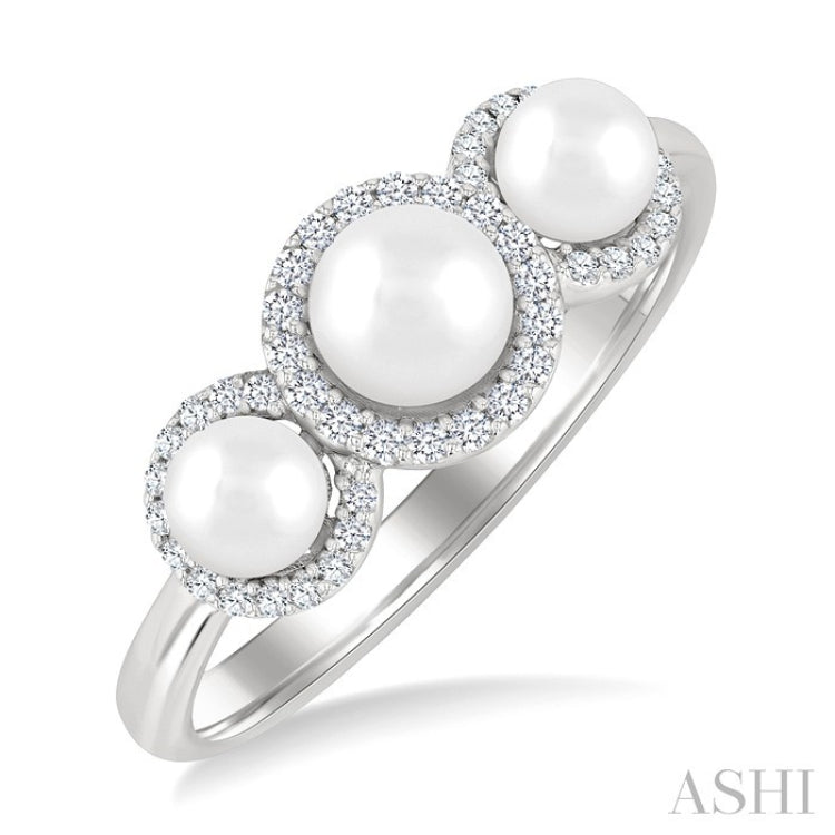 1/6 Ctw Past, Present & Future 4MM & 5MM Cultured Pearl and Round Cut Diamond Halo Ring in 14K White Gold
