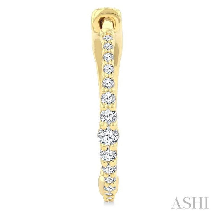 1/4 Ctw Round Cut Diamond Graduated Riviera Hoop Earrings in 14K Yellow Gold