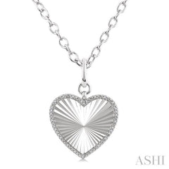 1/10 Ctw Heart Fluted Medallion Round Cut Diamond Pirouette Pendant With Chain in Sterling Silver