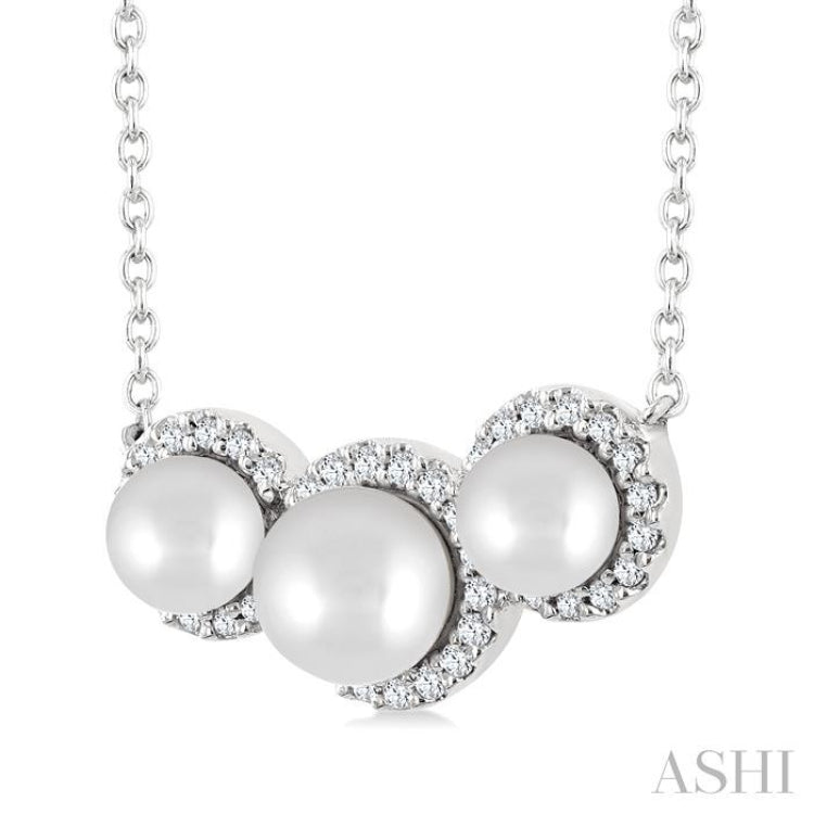 5 MM & 4 MM Cultured Pearl and 1/6 Ctw Round Cut Diamond Halo Pendant With Chain in 14K White Gold