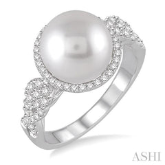 10 MM Cultured Pearl and 3/8 Ctw Round Cut Diamond Ring in 14K White Gold