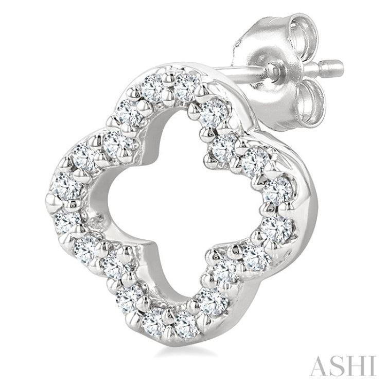 1/6 Ctw Petite Clover Round Cut Diamond Fashion Stud Earring in 10K White Gold