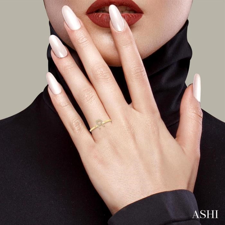 1/20 Ctw Initial 'R' Round Cut Diamond Fashion Ring in 10K Yellow Gold