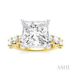 1 1/3 Ctw Princess Shape Oval and Round Cut Diamond Semi-Mount Engagement Ring in 14K Yellow and White Gold