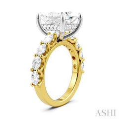 1 1/3 Ctw Princess Shape Oval and Round Cut Diamond Semi-Mount Engagement Ring in 14K Yellow and White Gold