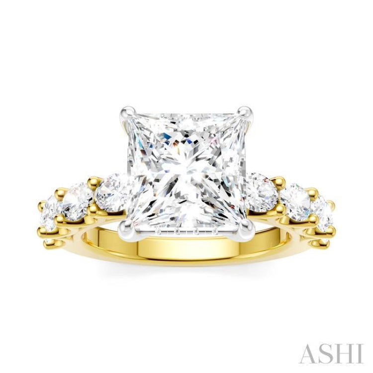 1 1/3 Ctw Princess Shape Oval and Round Cut Diamond Semi-Mount Engagement Ring in 14K Yellow and White Gold