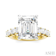 1 1/3 Ctw Emerald Shape Princess and Round Cut Diamond Semi-Mount Engagement Ring in 14K Yellow and White Gold
