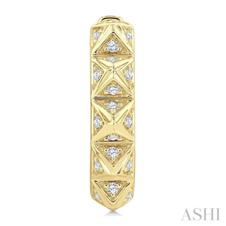 1/4 Ctw Pyramid Accent Round Cut Diamond Fashion Hoop Earring in 10K Yellow Gold