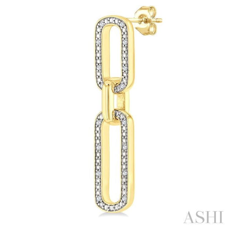 1/10 Ctw Bold Paperclip Round Cut Diamond Fashion Earring in Yellow Gold Vermeil