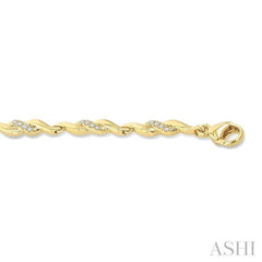 1/4 Ctw Swirl Round Cut Diamond Fashion Bracelet in 10K Yellow Gold