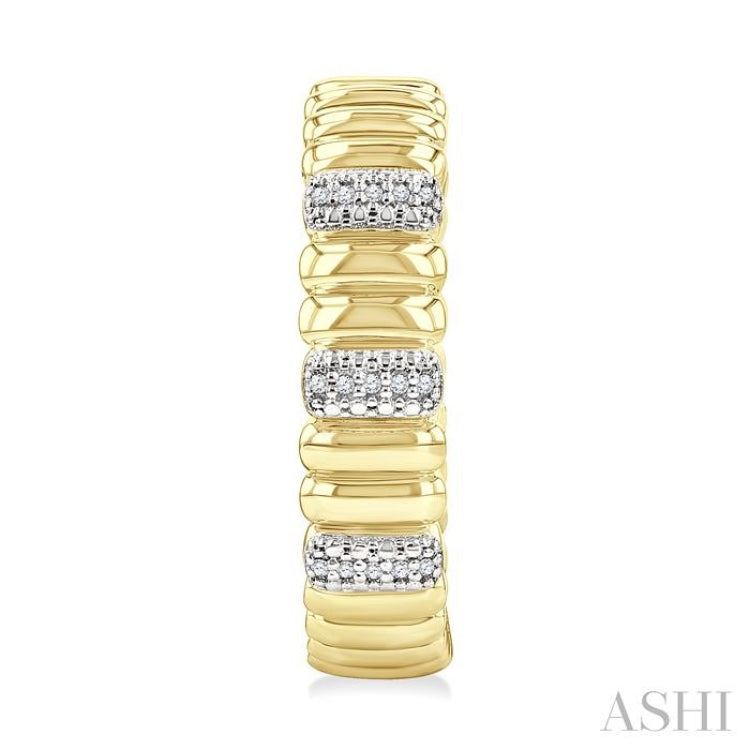 1/10 Ctw Bold Ribbed Round Cut Diamond Pirouette Fashion Hoop Earring in Yellow Gold Vermeil
