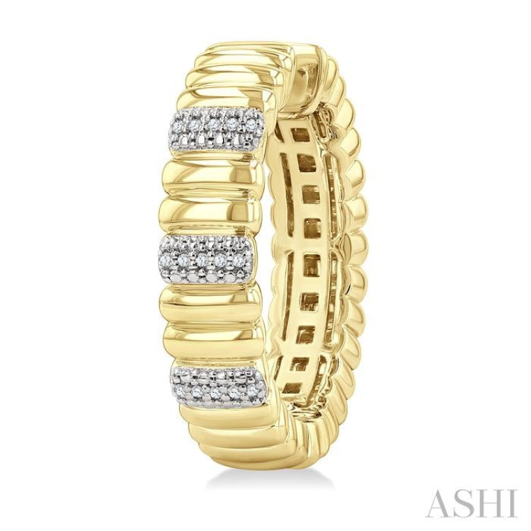 1/10 Ctw Bold Ribbed Round Cut Diamond Pirouette Fashion Hoop Earring in Yellow Gold Vermeil