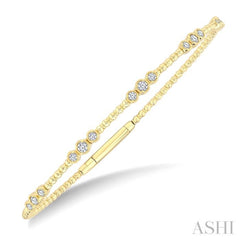 1/2 Ctw Three Stone Bezel Set Round Cut Diamond Flex Bangle in 14K Yellow Gold