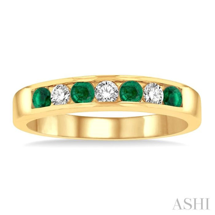 2.5 MM Round Cut Emerald and 1/5 Ctw Channel Set Round Cut Diamond Band in 14K Yellow Gold
