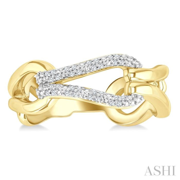 1/10 Ctw Round Cut Diamond Bold Knot Link Fashion Ring in Yellow Gold Vermeil