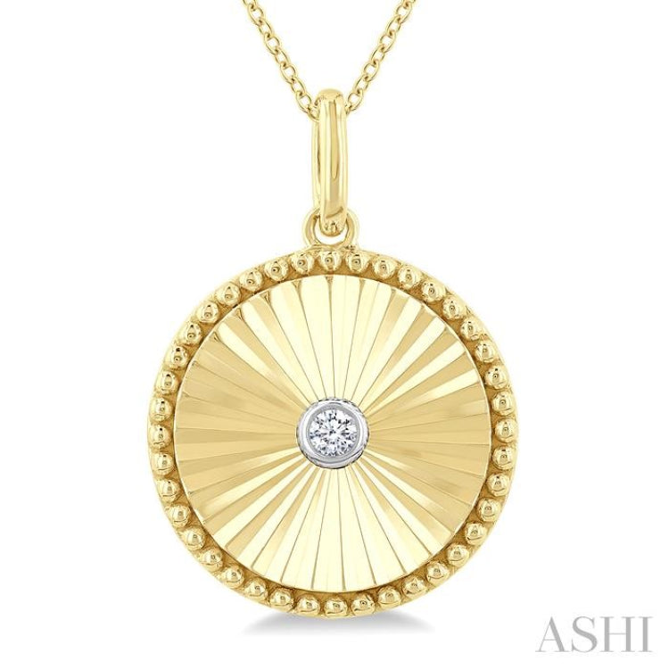 1/20 Ctw Round Fluted Medallion Round Cut Diamond Pirouette Pendant With Chain in Yellow Gold Vermeil