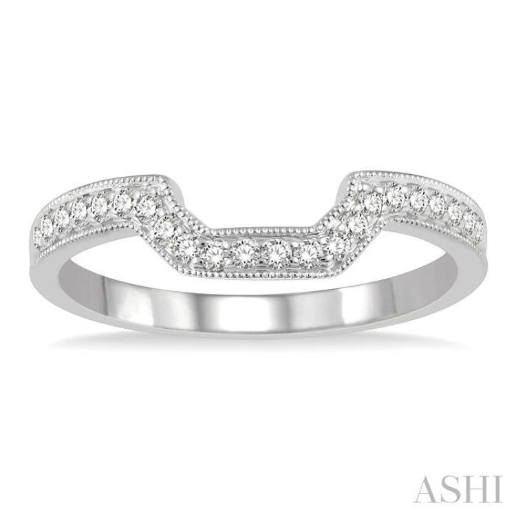 1/5 Ctw Trough Shape Center Round Cut Diamond Wedding Band in 14K White Gold
