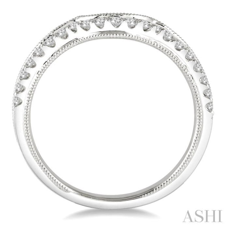 1/5 Ctw Curved Center Round Cut Diamond Wedding Band in 14K White Gold