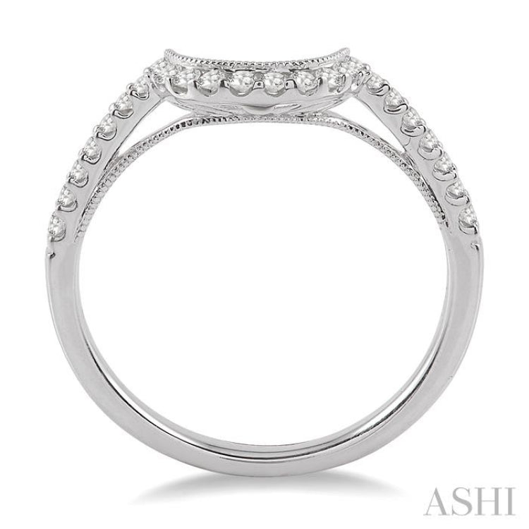 1/5 Ctw Round Cut Diamond Wedding Band in 14K White Gold