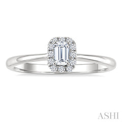 1/4 Ctw Octagon and Round Cut Diamond Fashion Halo Ring in 14K White Gold