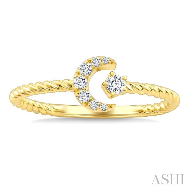 1/10 Ctw Crescent Moon & Star Round Cut Diamond Stackable Fashion Ring in 10K Yellow Gold