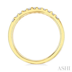 1/4 Ctw Vertically Aligned Baguette and Round Cut Diamond Stackable Fashion Band in 10K Yellow Gold