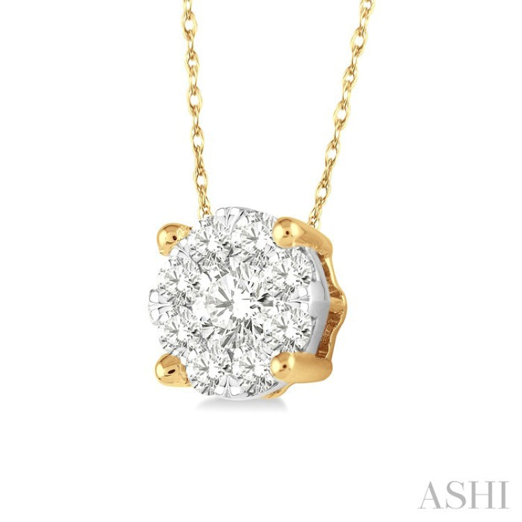 1/8 Ctw Round Cut Diamond Lovebright Pendant in 14K Yellow and White Gold with Chain