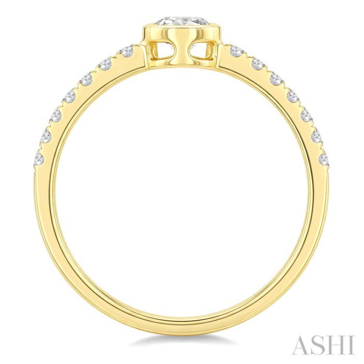 1/2 Ctw Luna Bezel Bezel Set Round Cut Diamond Ring in 14K Yellow Gold