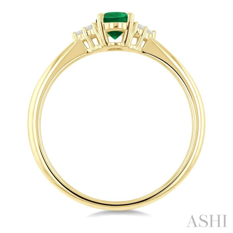 1/20 Ctw Oval Cut 6X4 MM Emerald and Round Cut Diamond Precious Ring in 10K Yellow Gold