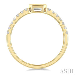 1/2 Ctw Luna Bezel East-West Emerald Cut and Round Cut Diamond Ring in 14K Yellow Gold