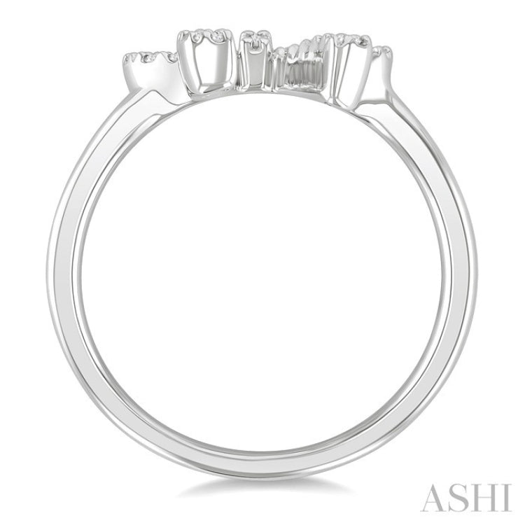 1/5 Ctw Round Cut Diamond Bow Petite Fashion Ring in 10K White Gold