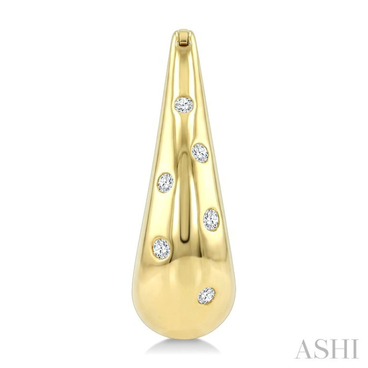 1/6 Ctw Round Cut Diamond Mosaic Hoop Earrings in 10K Yellow Gold