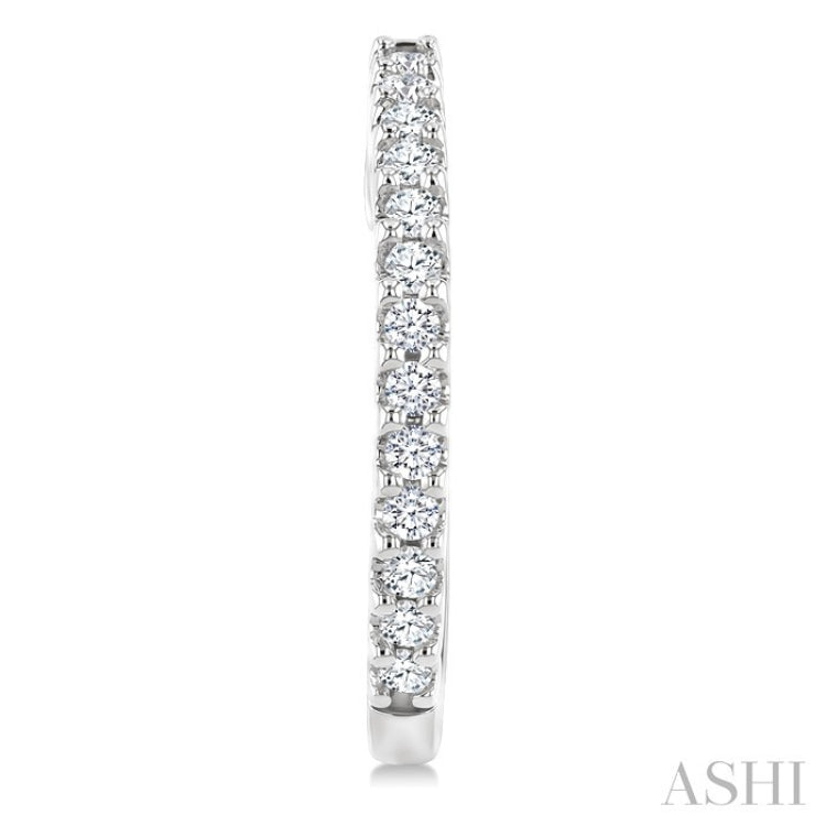 1/3 Ctw Round Cut Diamond Hoop Earrings in 14K White Gold