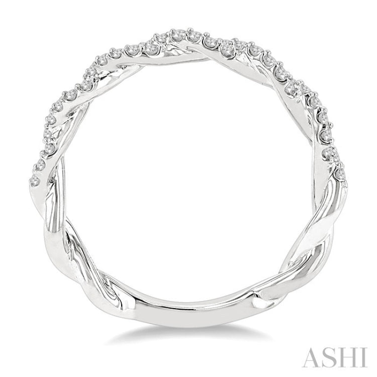1/4 Ctw Entwined Round Cut Diamond Stackable Twist Band in 14K White Gold