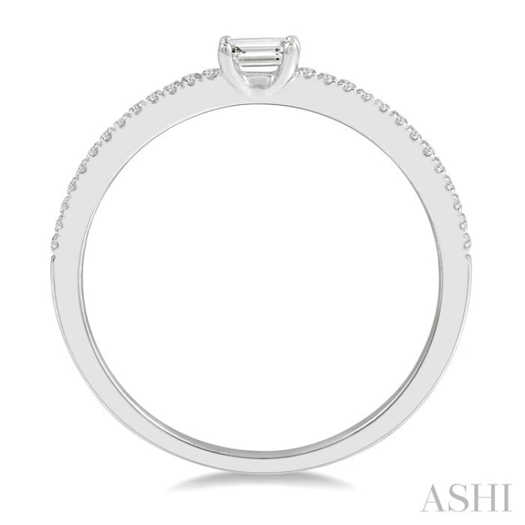 1/6 Ctw Petite Baguette Center Round Cut Diamond Stackable Ring in 14K White Gold