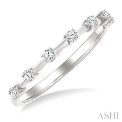 1/5 Ctw Round Cut Diamond Fashion Band in 14K White Gold