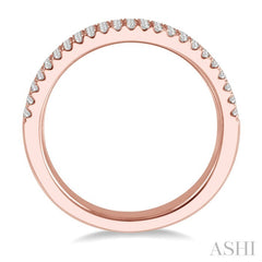 1/2 Ctw Triple Row Round Cut Diamond Wedding Band in 14K Rose Gold