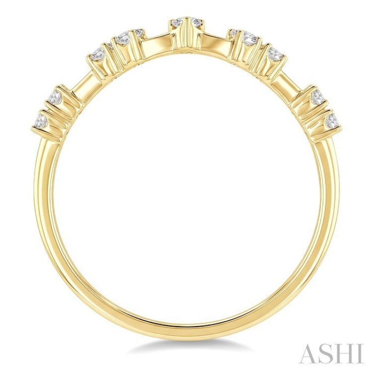 1/5 Ctw Chevron Spaced Round Cut Diamond Fashion Band in 14K Yellow Gold