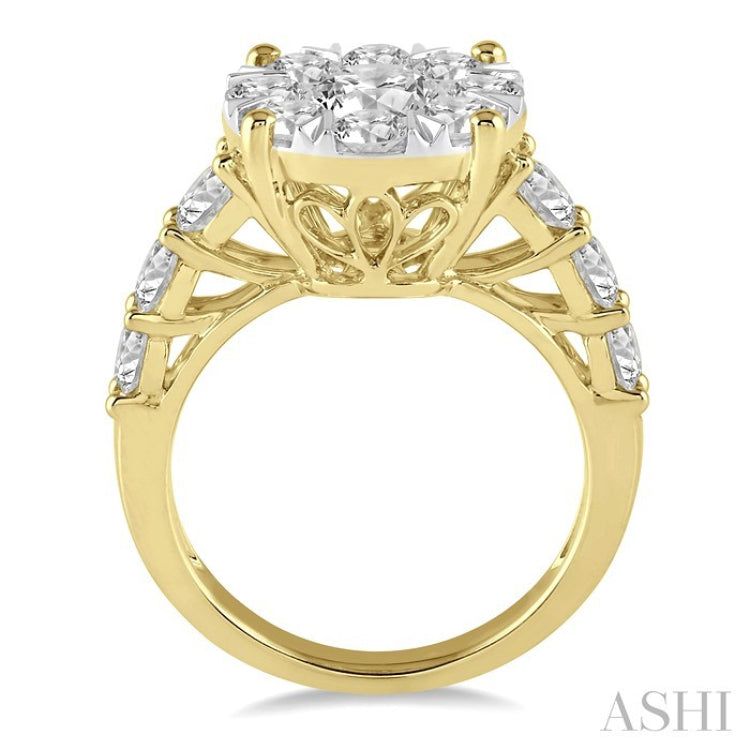 2 Ctw Round Cut Lovebright Diamond Ring in 14K Yellow and White Gold
