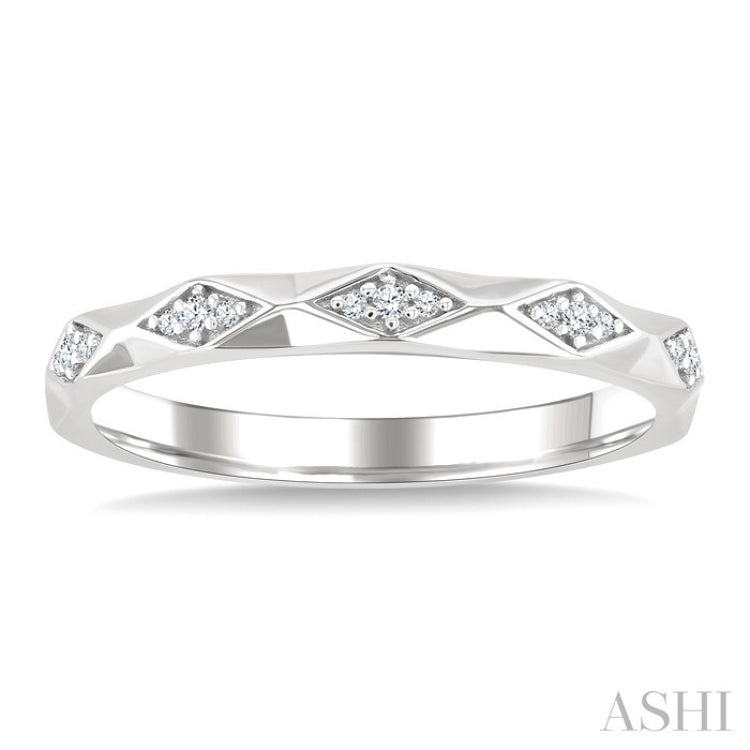 1/20 Ctw 3-D Geometric Shape Round Cut Diamond Stackable Fashion Band in 14K White Gold