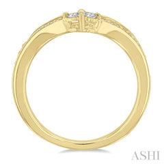 1/6 Ctw Chevron Round Cut Diamond Fashion Ring in 14K Yellow Gold