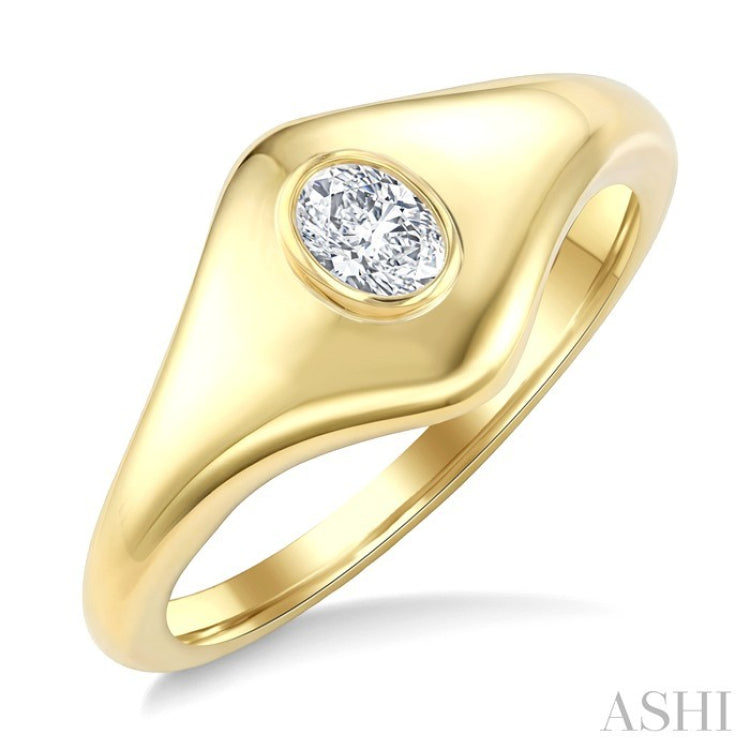 1/5 Ctw Oval Cut Golden Glow Diamond Fashion Signet Ring in 10K Yellow Gold