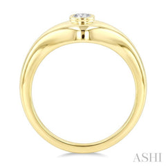 1/5 Ctw Oval Cut Golden Glow Diamond Fashion Signet Ring in 10K Yellow Gold