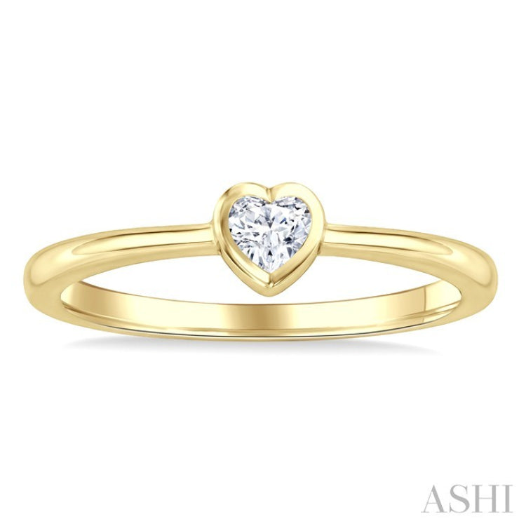 1/5 Ctw Bezel Set Heart Cut Diamond Fashion Ring in 14K Yellow Gold