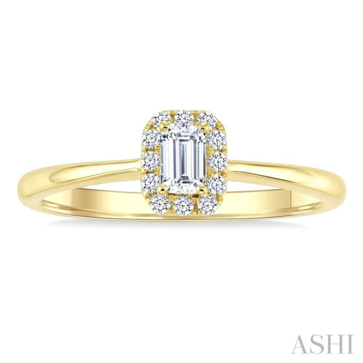 1/4 Ctw Octagon and Round Cut Diamond Fashion Halo Ring in 14K Yellow Gold