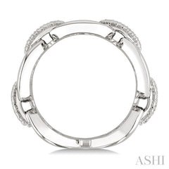 1/20 Ctw Round Cut Diamond Oval Shape D-Link Bold Fashion Ring in Sterling Silver