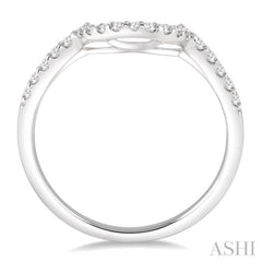 1/4 Ctw Round Cut Diamond Wedding Band in 14K White Gold
